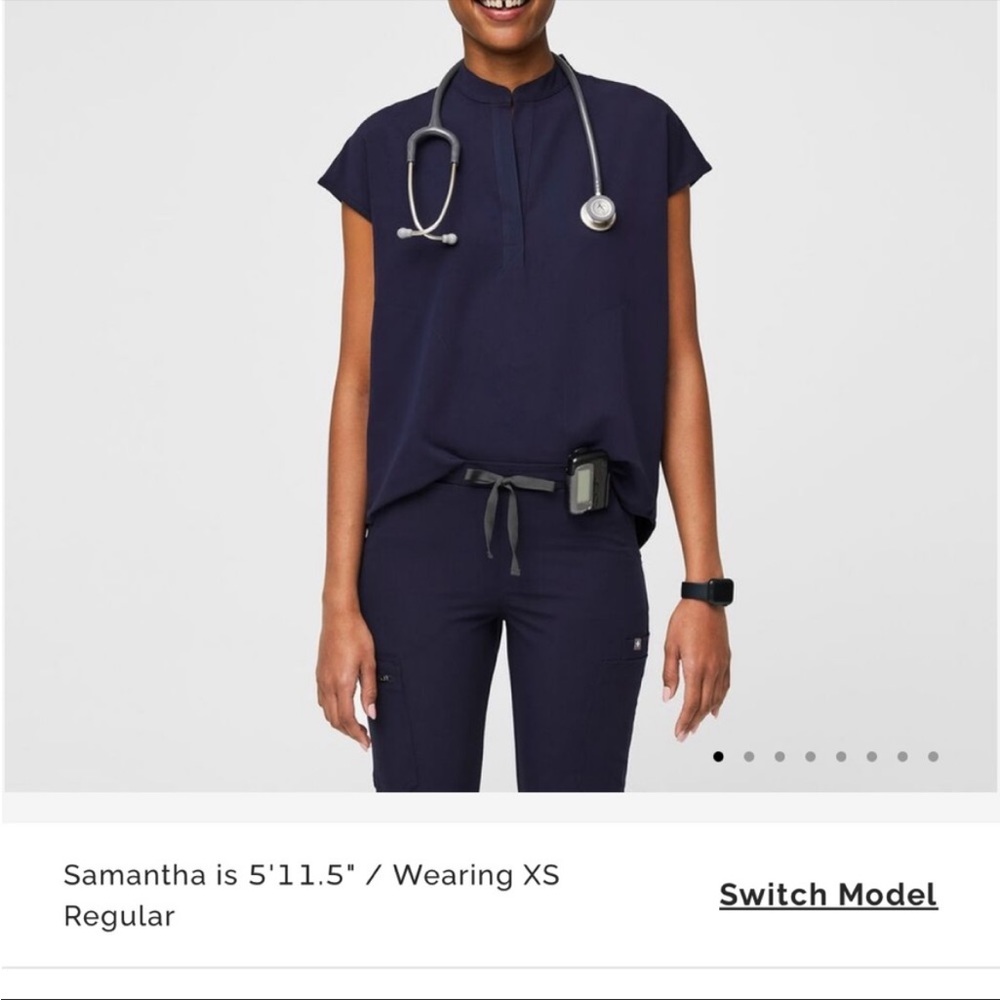 Figs Rafaela oversized scrub top medium quiet navy color